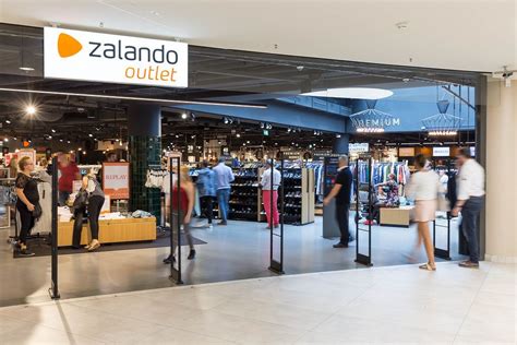 zalando italy.